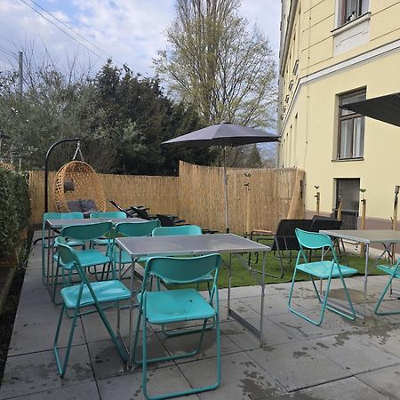 Loevly Shared 6Br With Garden Near Danube & Millenium City Вена Экстерьер фото