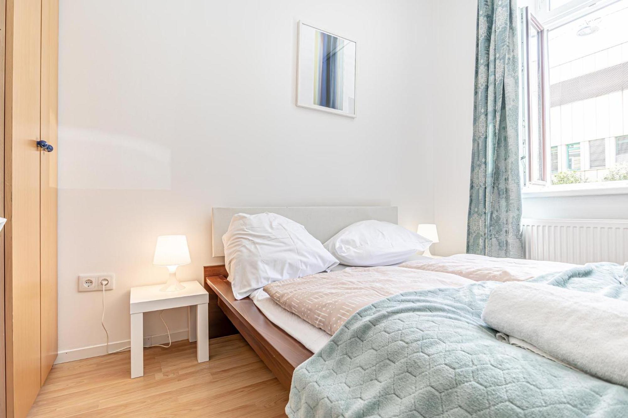 Loevly Shared 6Br With Garden Near Danube & Millenium City Вена Экстерьер фото