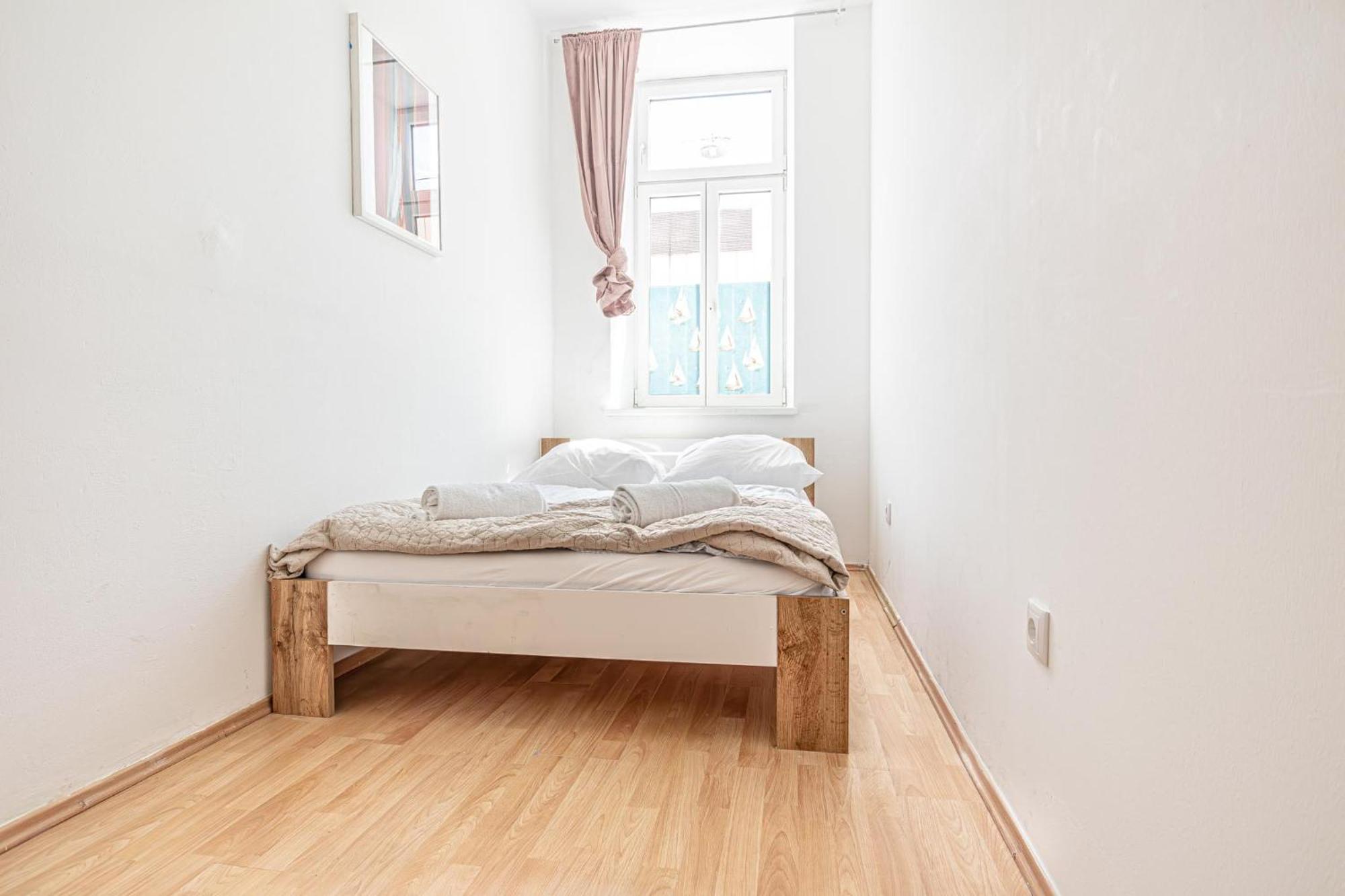 Loevly Shared 6Br With Garden Near Danube & Millenium City Вена Экстерьер фото