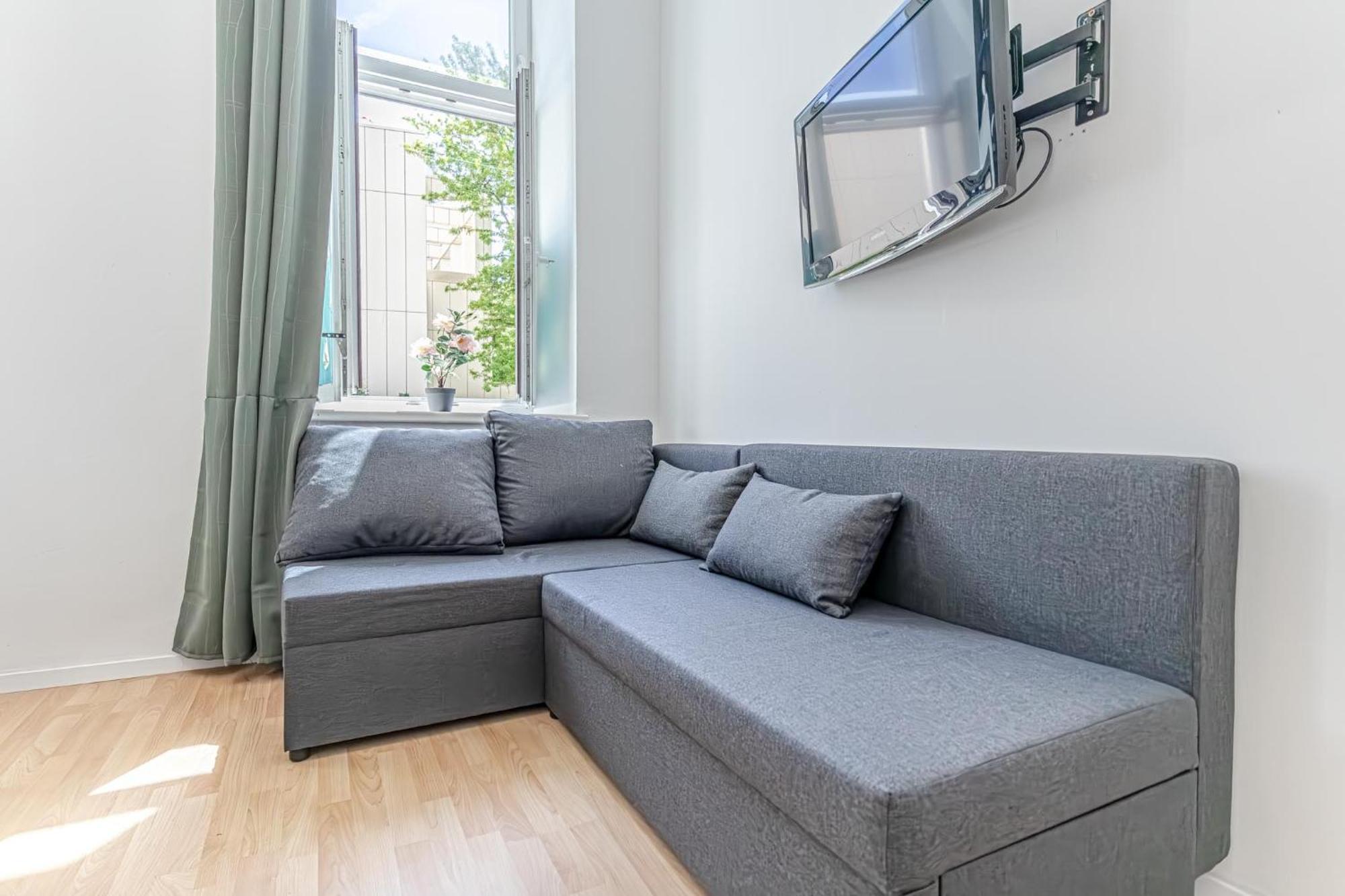 Loevly Shared 6Br With Garden Near Danube & Millenium City Вена Экстерьер фото